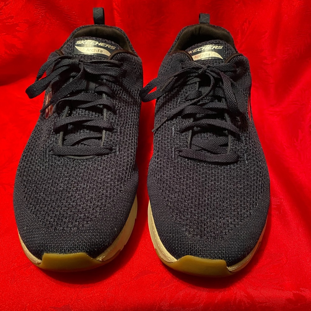 Skechers Arch Fit